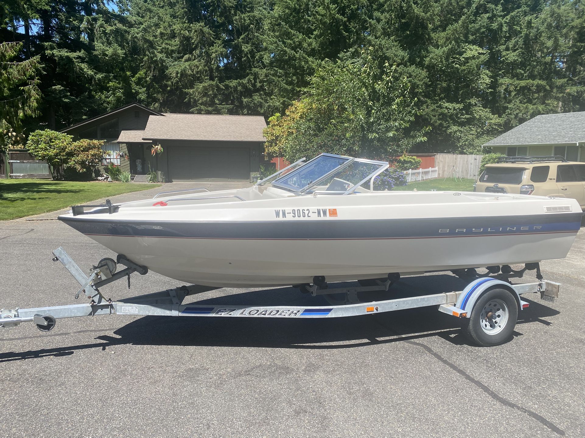 2005 Bayliner 194 Fish and Ski
