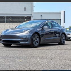2018 Tesla Model 3 Long Range Sedan 4D