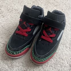 Youth Jordan Shoes