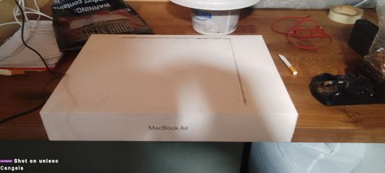 MacBook Air 24gb 1tb comes w/ ProTools Ultimate and Logic ProX installed