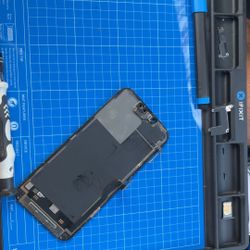 iPhone Screens 