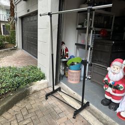 Adjustable Extendable Clothing Rack 