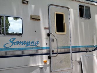 Savanna camper trailer