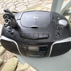 QFX Boombox / Radio