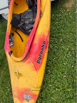 Whitewater kyak