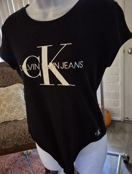 💥BEAUTIFUL SILVER & WHITE LETTERING CALVIN KLEIN BODYSUIT! NEW!!! SIZE:XL   $25💥