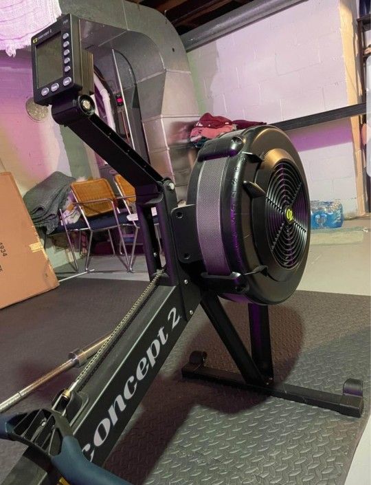 Concept 2 Model D Rower Machine With PM5 Monitor
