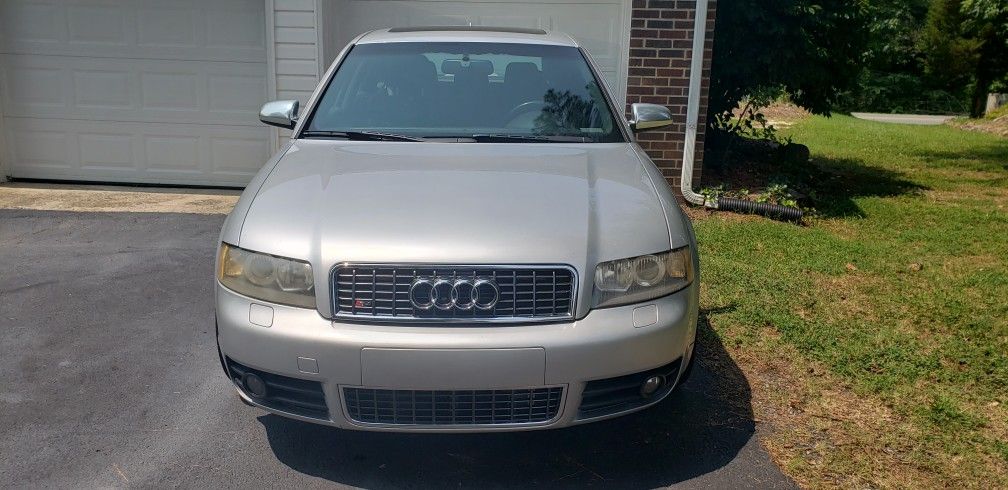 2005 Audi S4