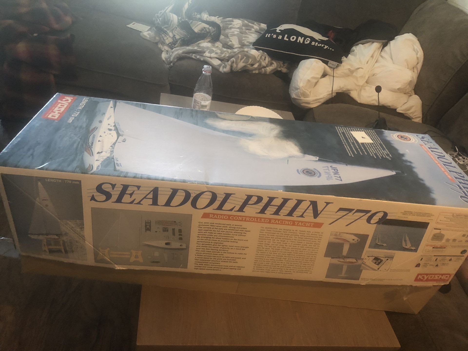 Kyosho Sea Dolphin 770 rc racing yacht