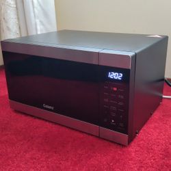 Microwave (Galanz 0.9 CF Microwave with Stainless Steel Trim)