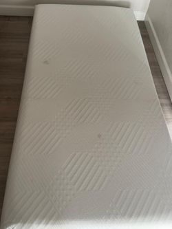Twin XL BED