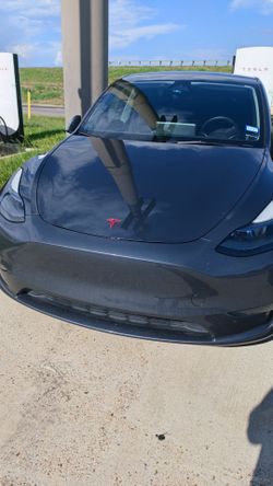 LONG RANGE 2023 TESLA MODEL Y WITH LIFETIME FSD ! COMPUTER 4
