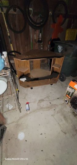 Free tv stand started painting it black