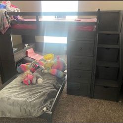 Bunk bed Like New