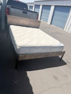 Queen Bed Mattress Incuded Good Condition 