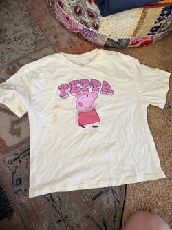 Peppa pig shirt women’s has staining