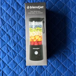 Black Portable Blendjet Blender (New)