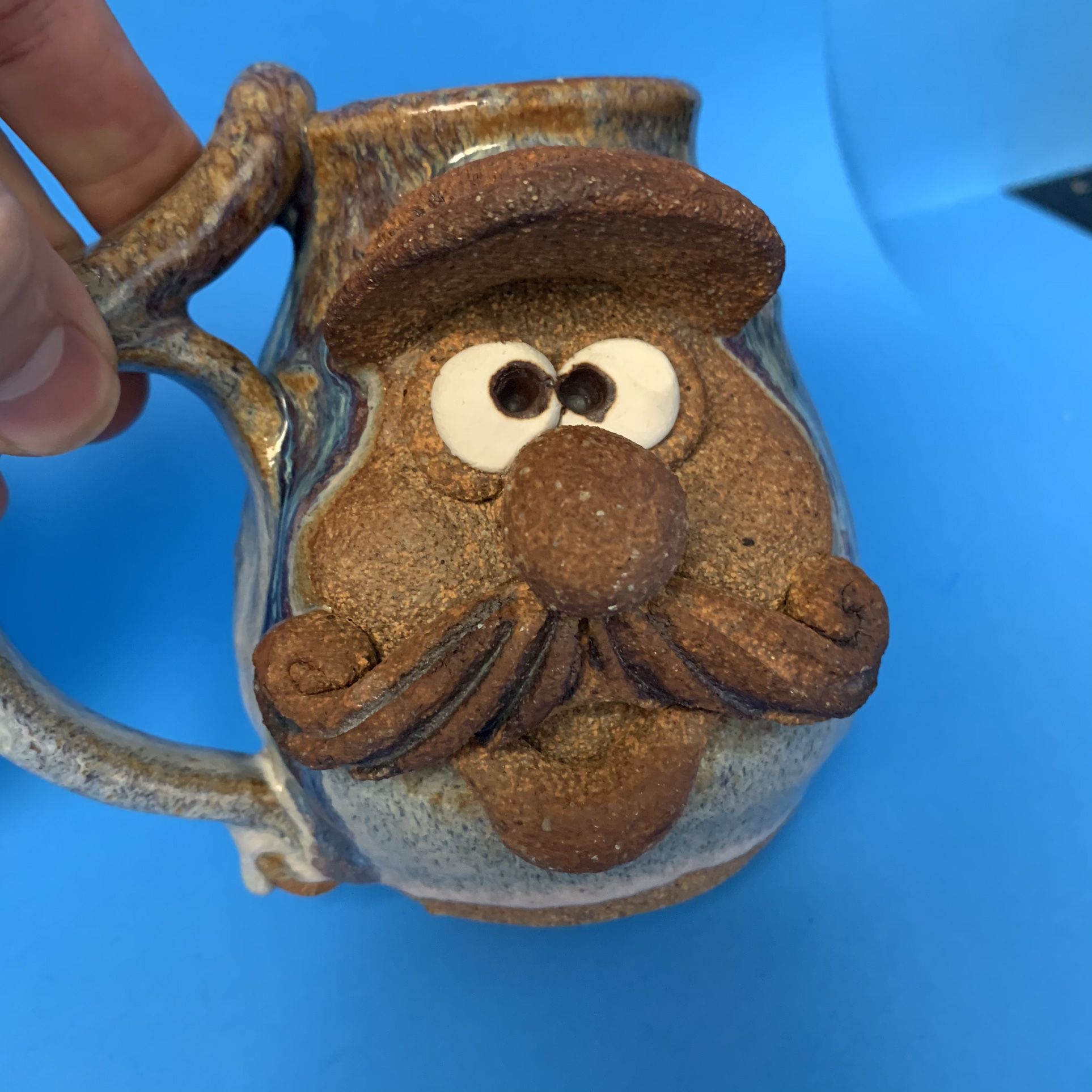 Ugly Face Pottery 3D Man With Mustache And Blue Eyes Mug – Mug Barista