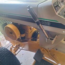 Cub Cadet 108 Garden Tractor 