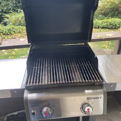 Weber Spirit E210 Propane Grill