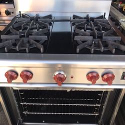 Wolf  Gourmet Professional Stove 30” Natural Gas  4 Burners 