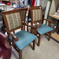 Cheap comfortable dining chairs! Purchase two or four
