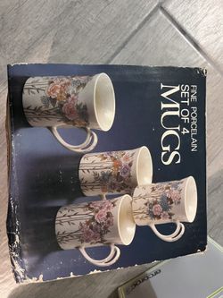 3 Sets Of Cups