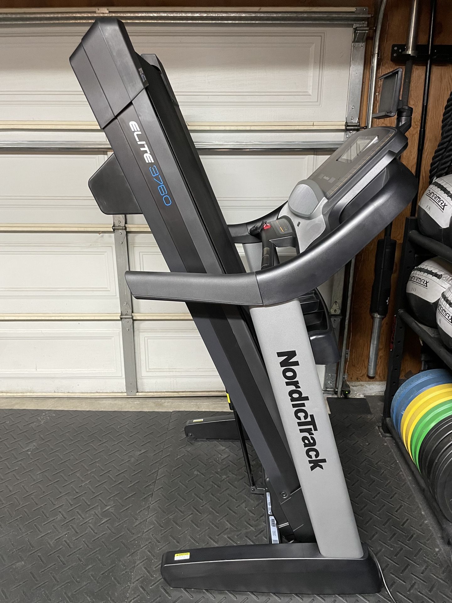 NordicTrack Elite 3760 Treadmill Walk Run Jog Trainer Exercise Machine Workout Fitness Fold able for Sale in San Dimas CA OfferUp