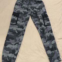 Men’s Champion Jogger Pants Sz M Green Camo Cargo Pockets Logo Athletic