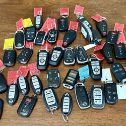 36 Miscellaneous Working Key Fobs