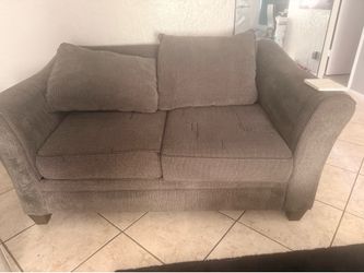 Couch set