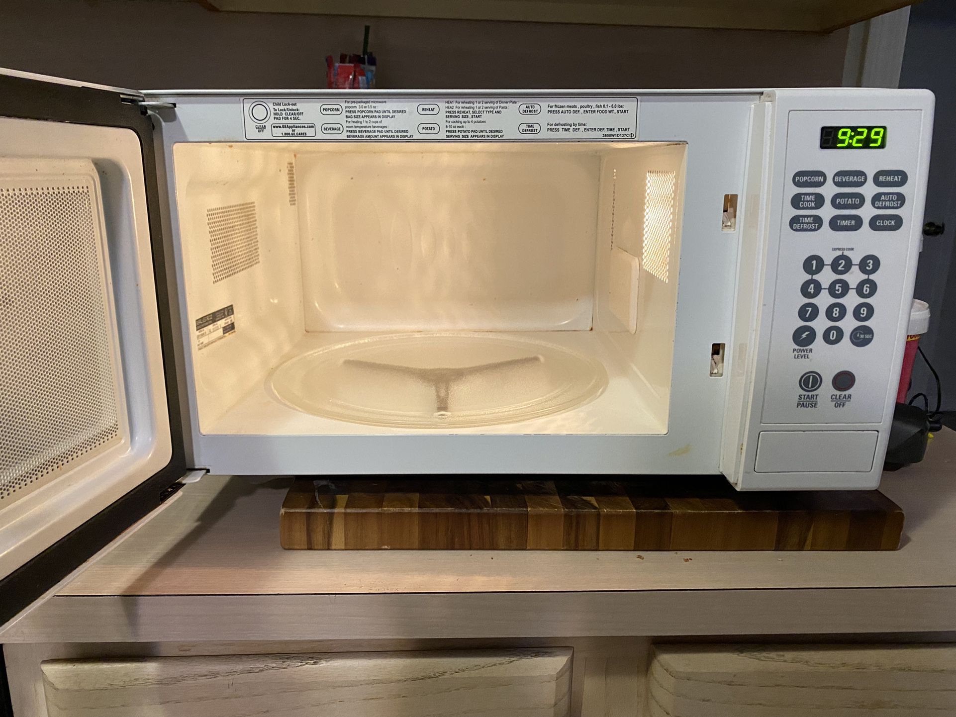 Space Saver Microwave Oven for Sale in Mesa, AZ - OfferUp