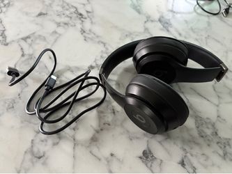 Beats Solo 4