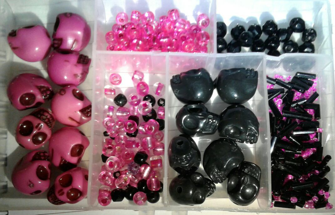 PINK & BLACK SKULL BEADS