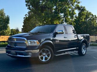 2017 Dodge Ram 1500 Laramie RWD 3.6 FlexFuel Low mileage