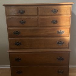 Ethan Allen Solid Wood 8-Drawer Chest – Early American | Excellent Condition – Must Sell Fast