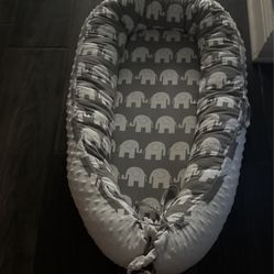 Baby crib