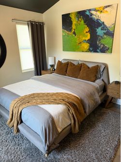 Modern Upholstered Queen Bed