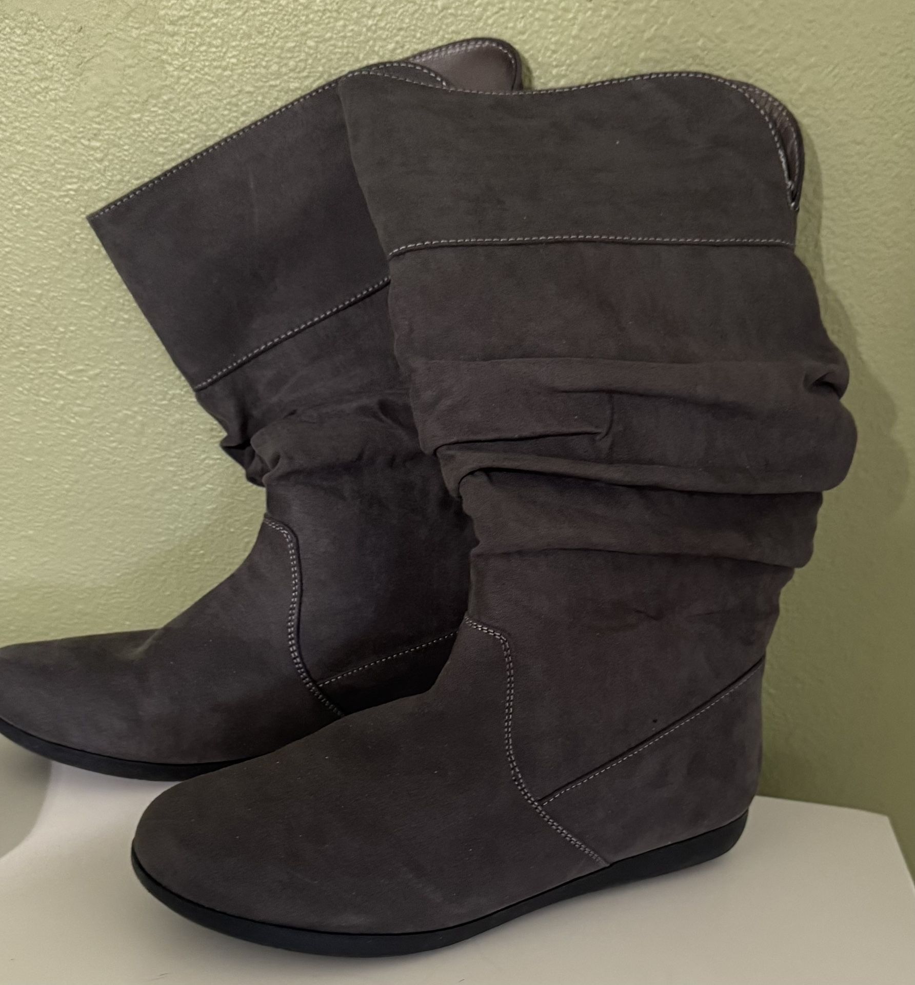 Woman’s Gray Suede Boots - Size 8