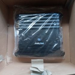 Amplifier Music System 4 Channels