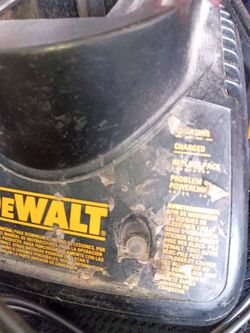 DEWALT Battery Charger