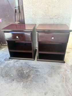 Pair of Dark Wood Nightstands with Drawer