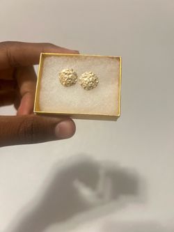 10k Nugget earrings