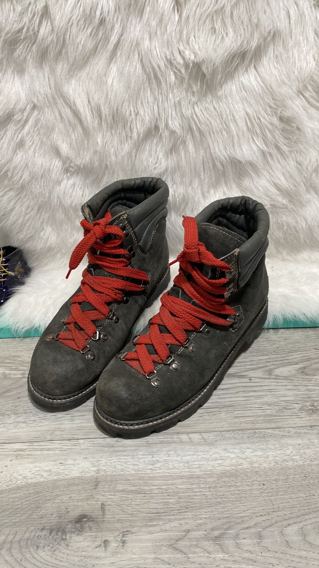 Vintage Colorado Suede Hiking Boots Mens Sz 9.5 Vibram Sole