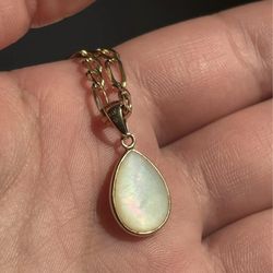 14kt White Opal Pendant
