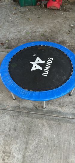 IUNNDS Mini Fitness Trampoline