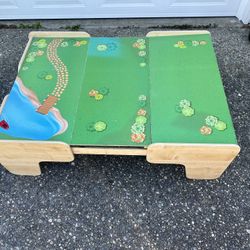 Free! Kids Play Table And Train Tracks