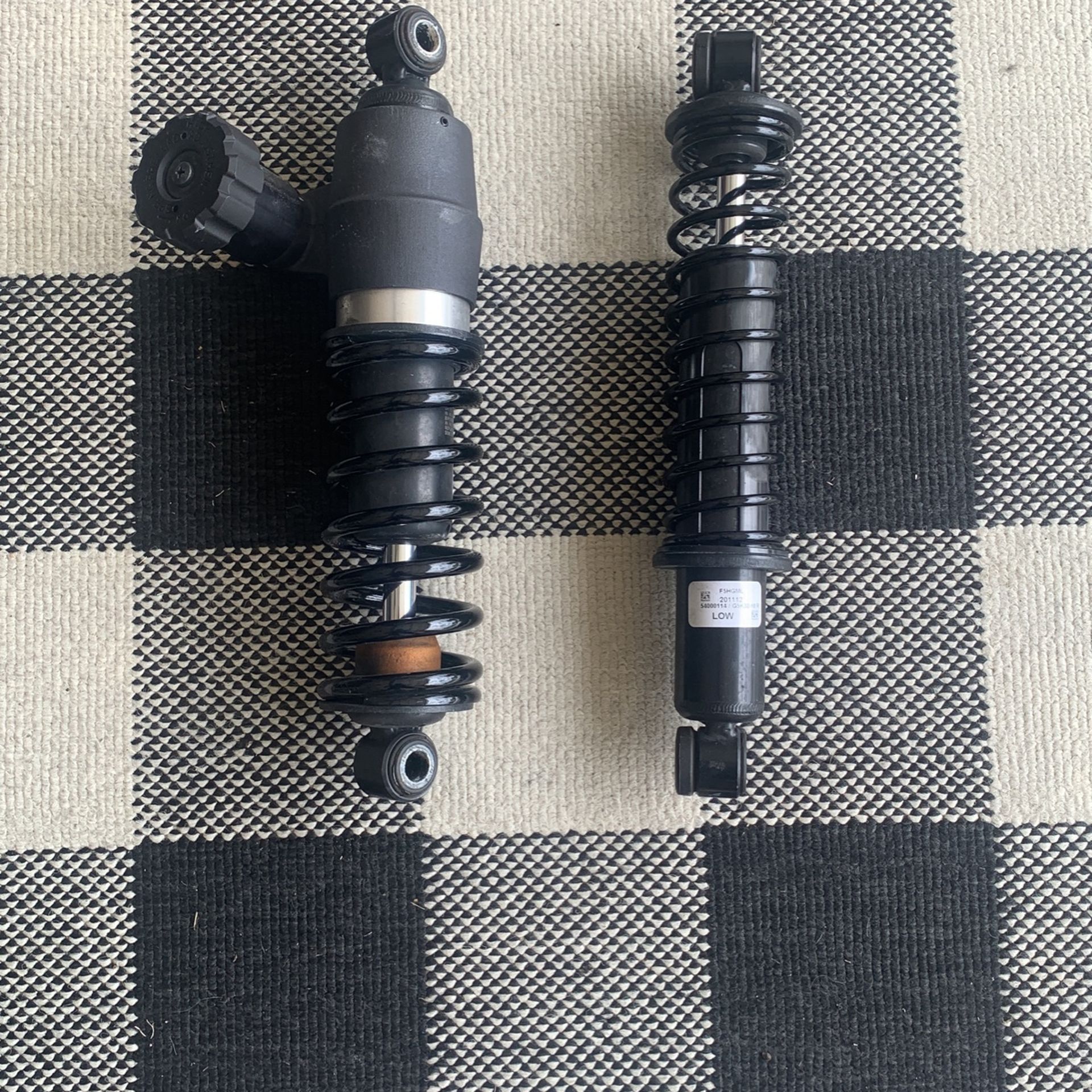 2021 street glide special OEM shocks