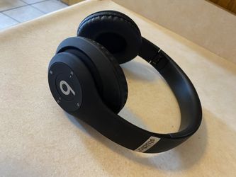 Beats by Dre studio 3 wireless