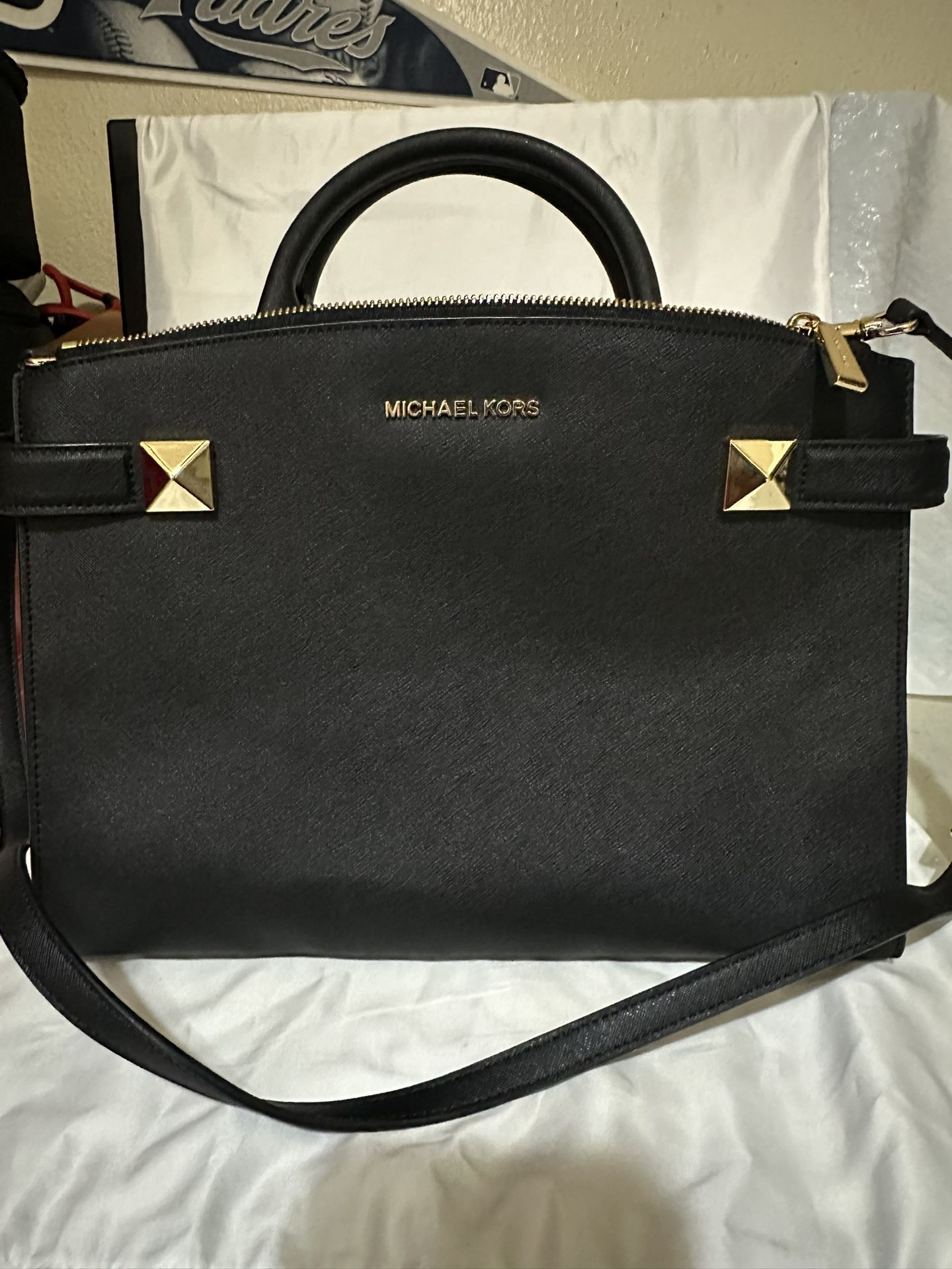 Michael Kors Karla Black MD EW Satchel Leather